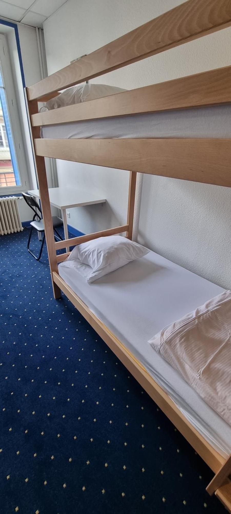 Auberge De Jeunesse - Hi Verdun Екстериор снимка